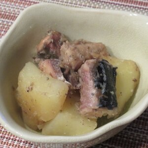 超簡単♪鯖缶とじゃがいもの煮物